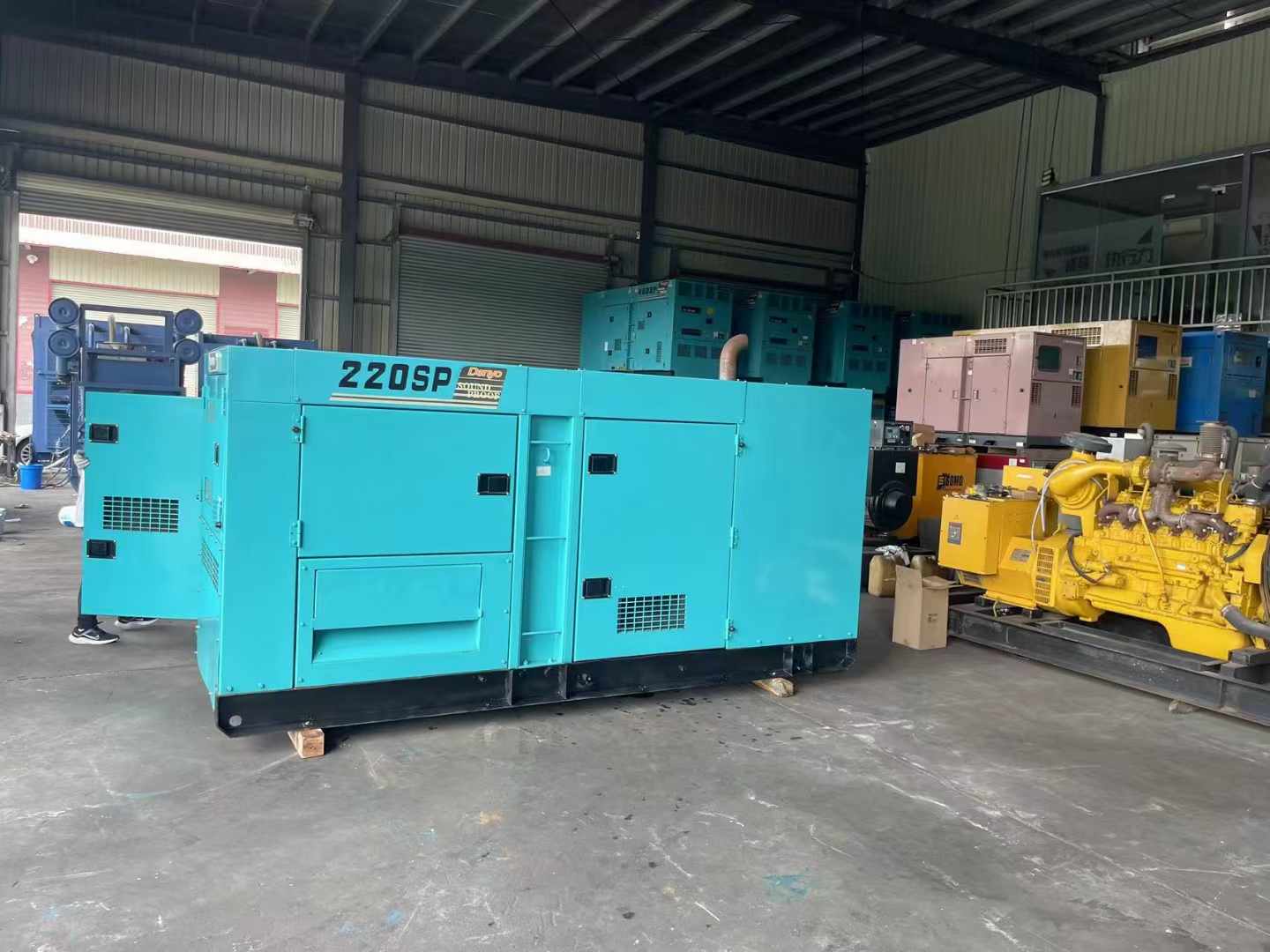 内乡800kW 柴油发电机的输出电流波动范围是多少?